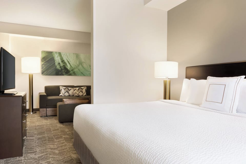 1 bedroom, premium bedding, desk, blackout drapes