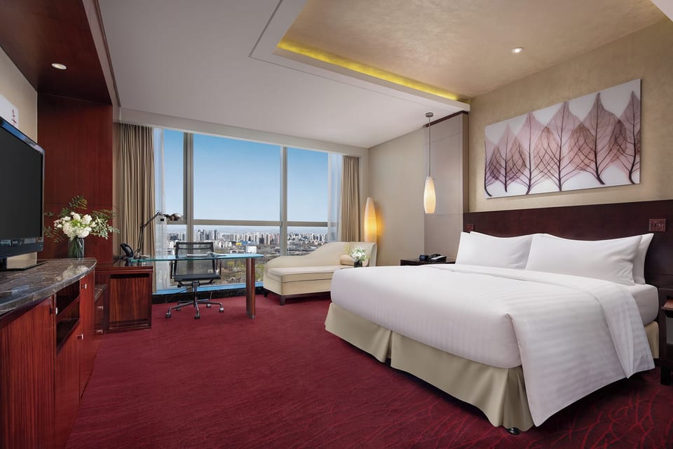 1 bedroom, down comforters, minibar, in-room safe