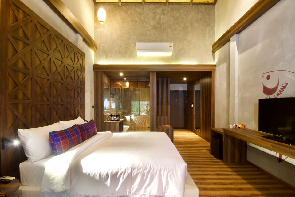 Deluxe Double Room | Premium bedding, down comforters, minibar, in-room safe