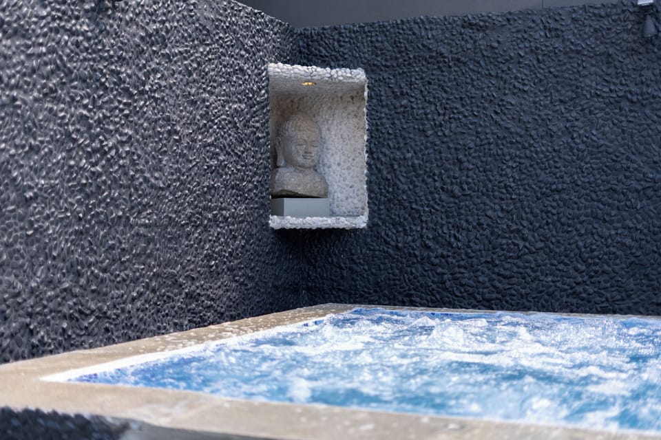 Outdoor pool, open 7:00 AM to 10:30 PM, free cabanas, pool umbrellas