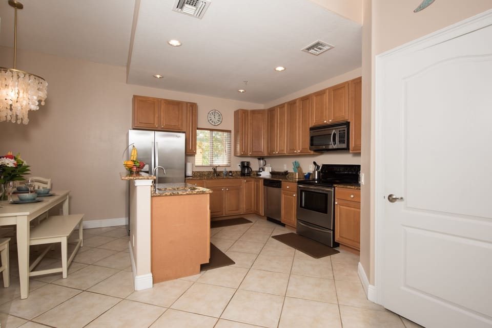 Kitchen - Level 2