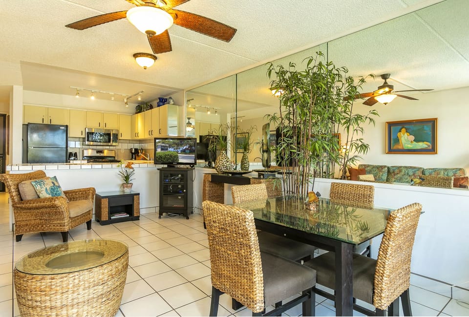 Dining Area with Seating for Four People