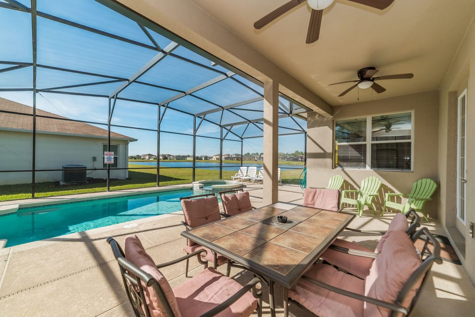 Family Villa, Multiple Bedrooms, Garden Area | Outdoor dining
