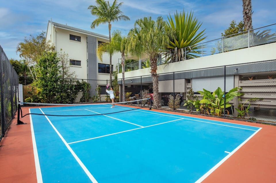 Tennis court