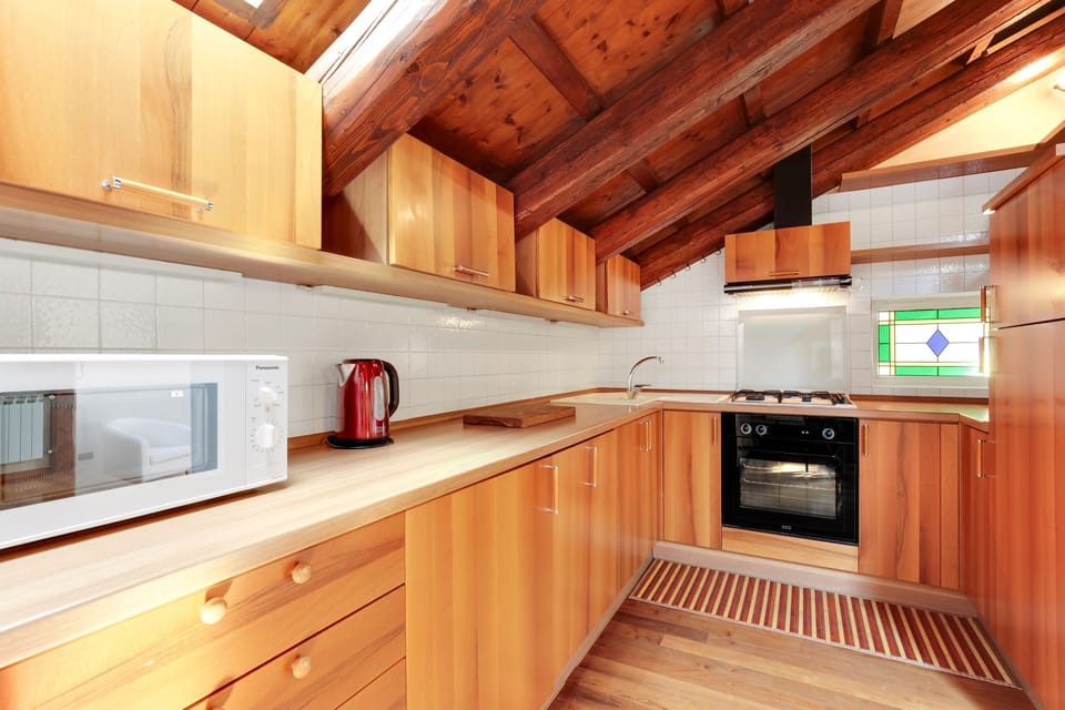 Apartment, 1 Bedroom | Private kitchen