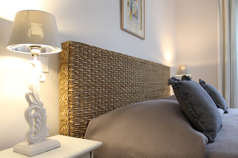 Comfort Double Room | Desk, free cribs/infant beds, free WiFi, bed sheets