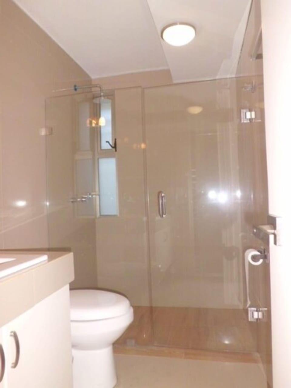 Family Townhome, 2 Bedrooms | Bathroom | Shower, towels