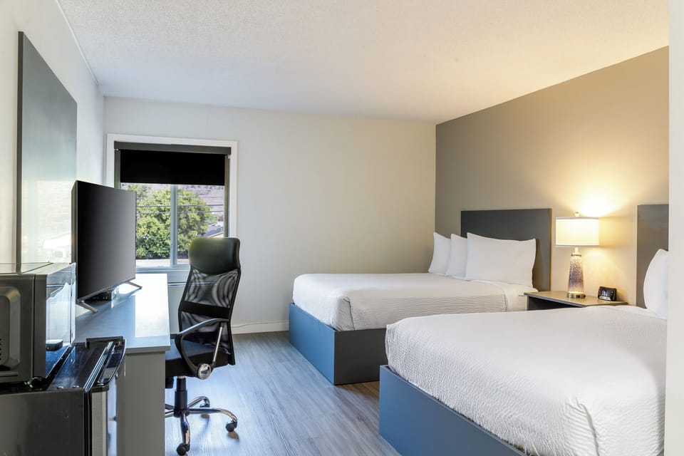 1 bedroom, desk, iron/ironing board, WiFi (free)