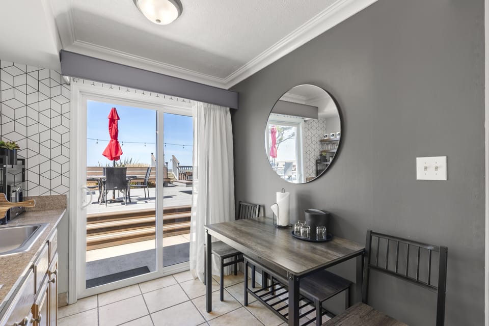 Kitchenette Room with View (Pet Friendly) | Terrace/patio