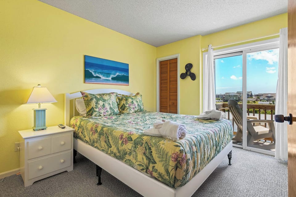 Queen Bed