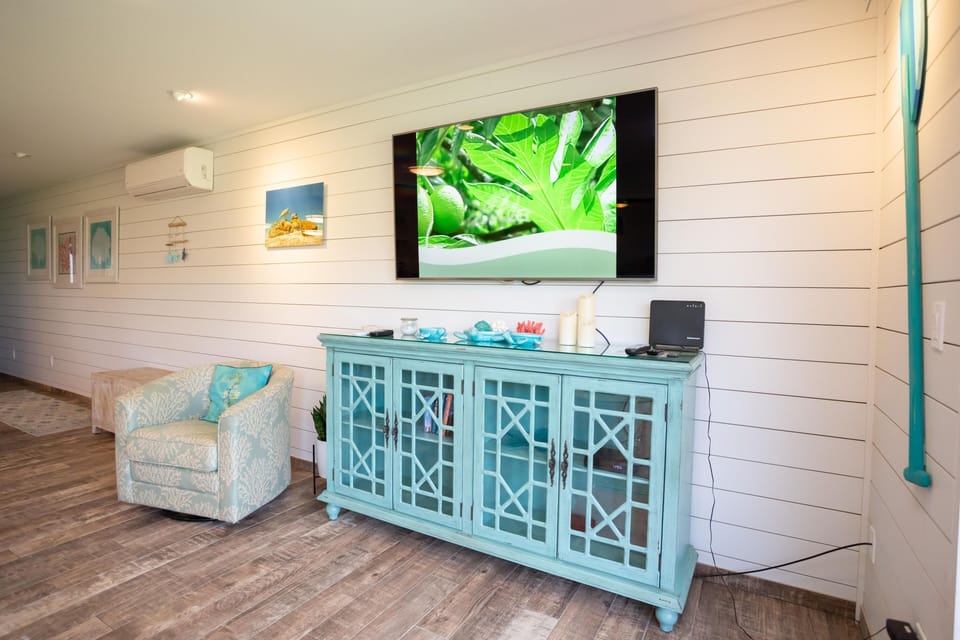 Living Room - Living Room
