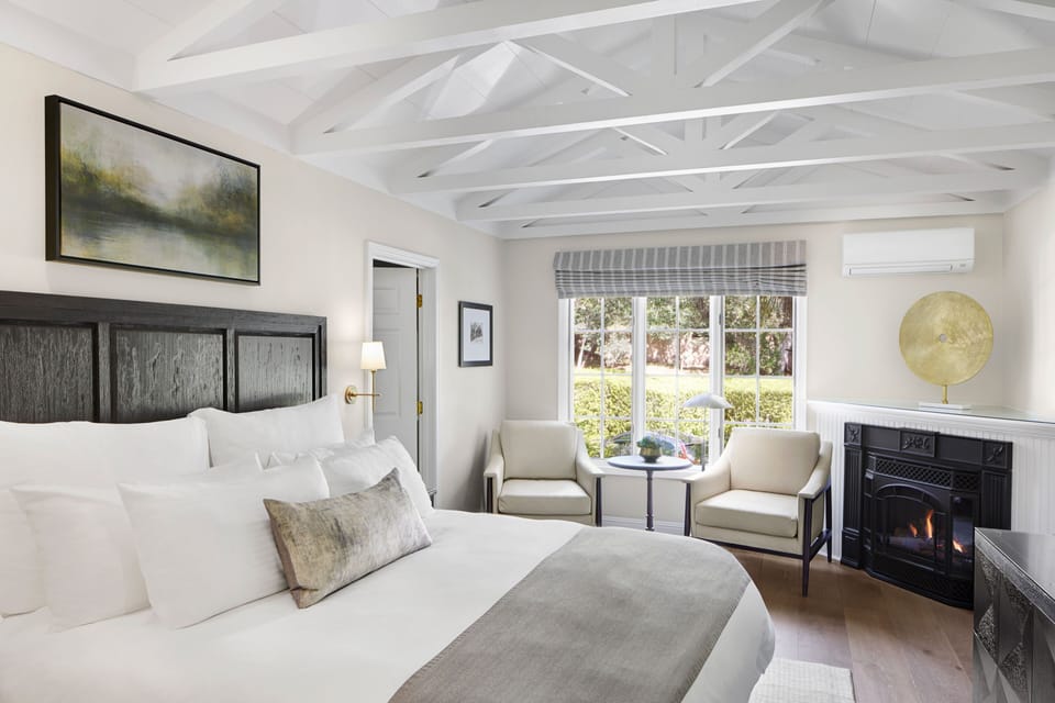 Harper | 1 bedroom, premium bedding, down comforters, in-room safe
