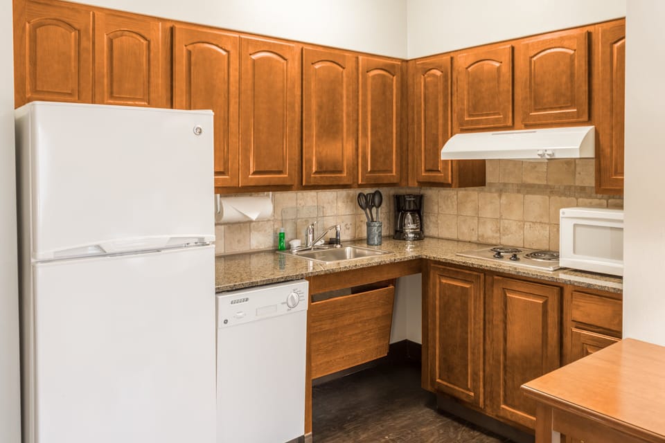 In-room safe, desk, iron/ironing board, WiFi (free)
