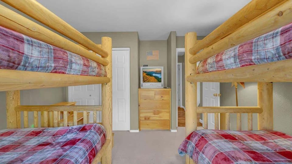 Bunk Room