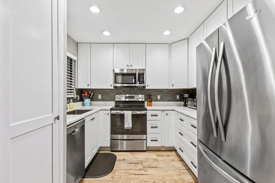 Fully equipped kitchen space, for all your cooking needs!