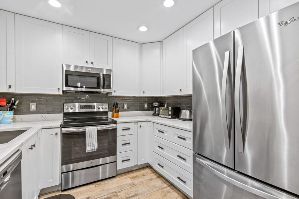 Fully equipped kitchen space, for all your cooking needs!