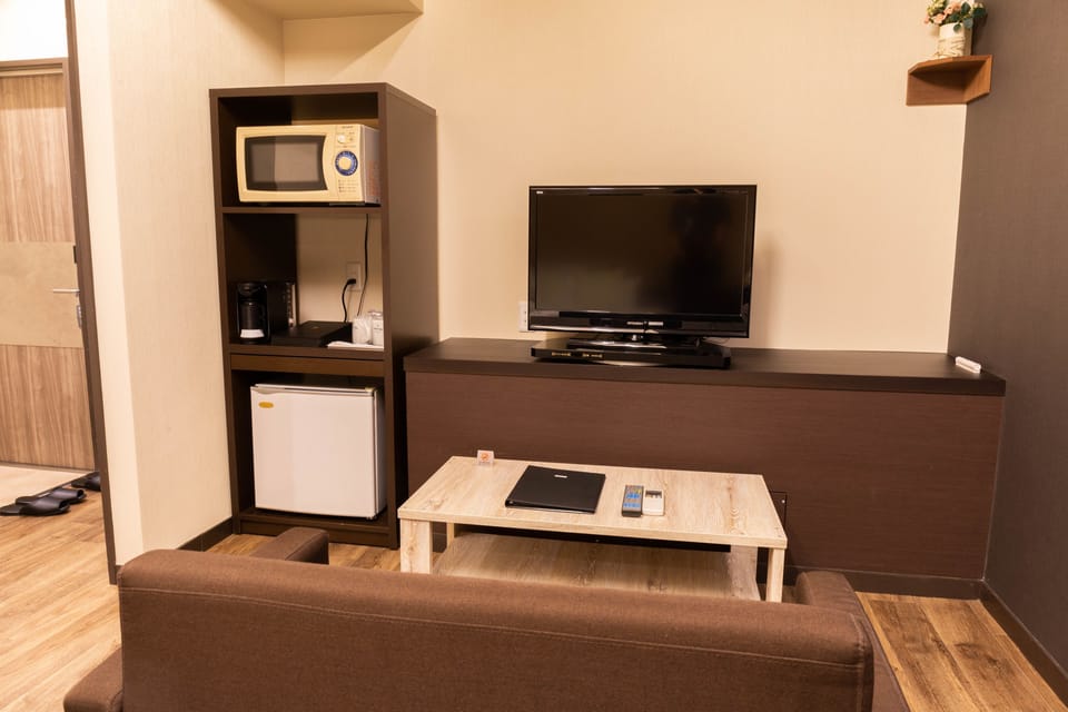Desk, iron/ironing board (on request), WiFi (free), bed sheets