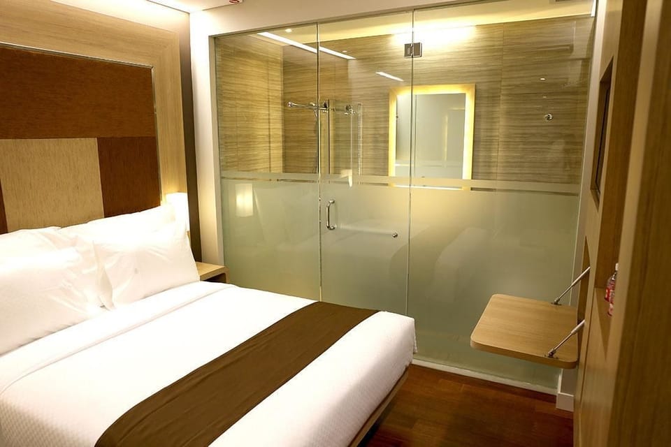 Basic Single Room | WiFi (free), bed sheets