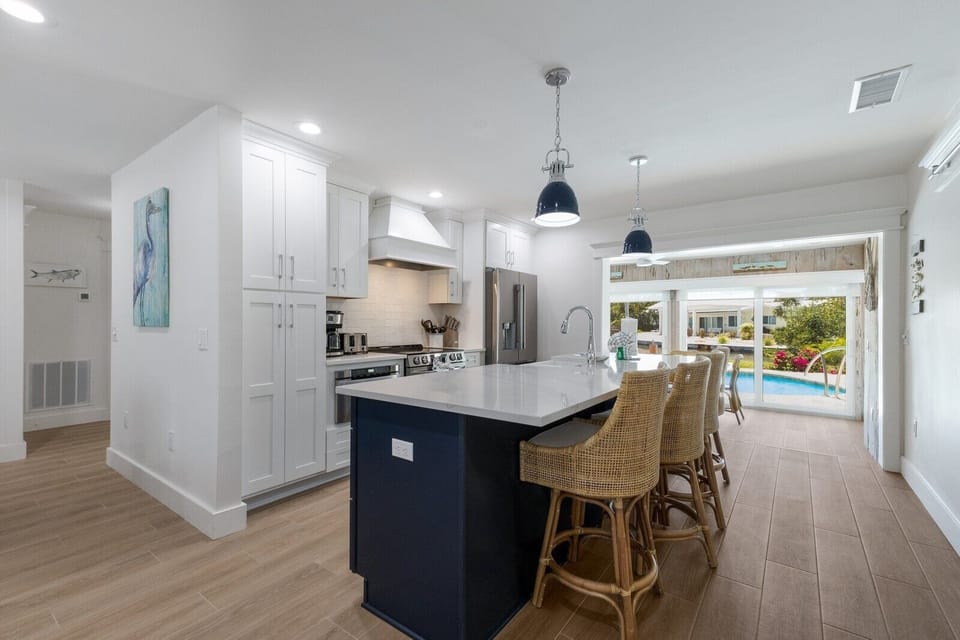 House, 3 Bedrooms | Private kitchen | Coffee/tea maker, fridge, microwave, toaster