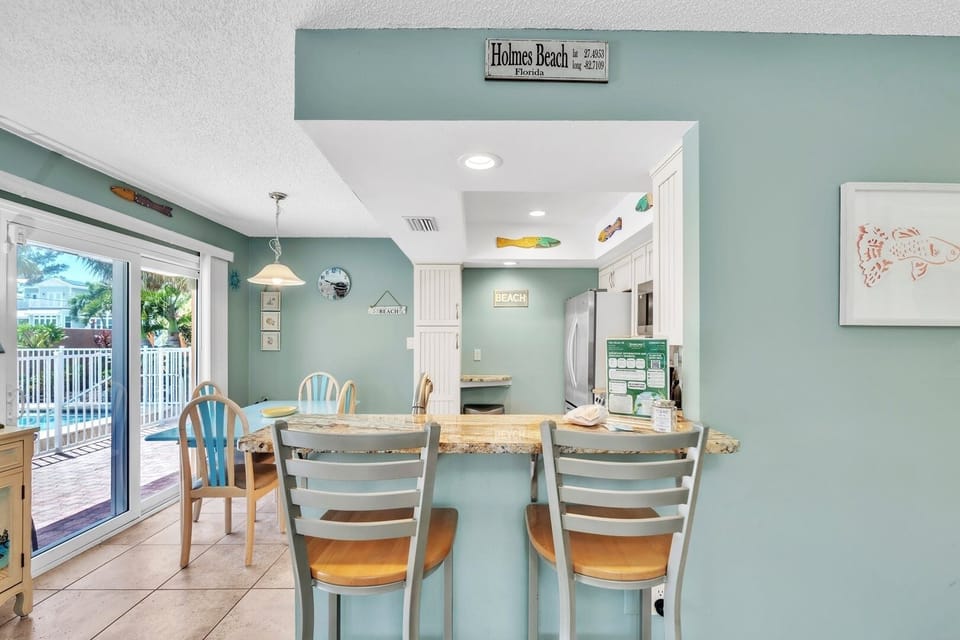 Villa, 2 Bedrooms | Dining