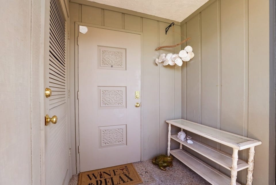 Condo, 2 Bedrooms | Interior