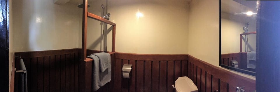 Romantic Room, 1 King Bed, Private Bathroom, River View | Bathroom | Shower, designer toiletries