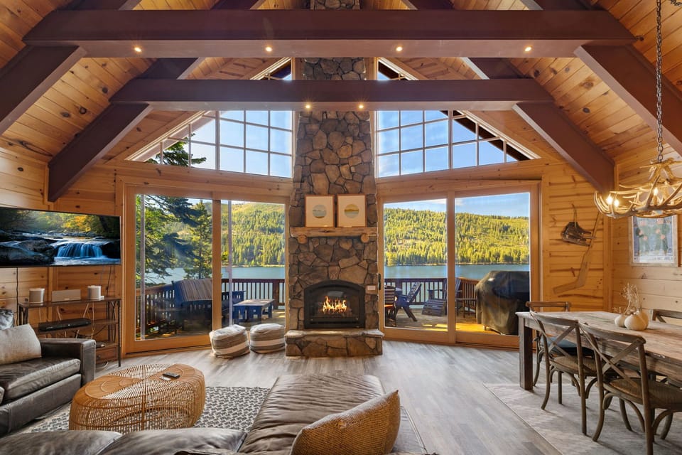 Welcome to Donner Bliss on Donner Lake!