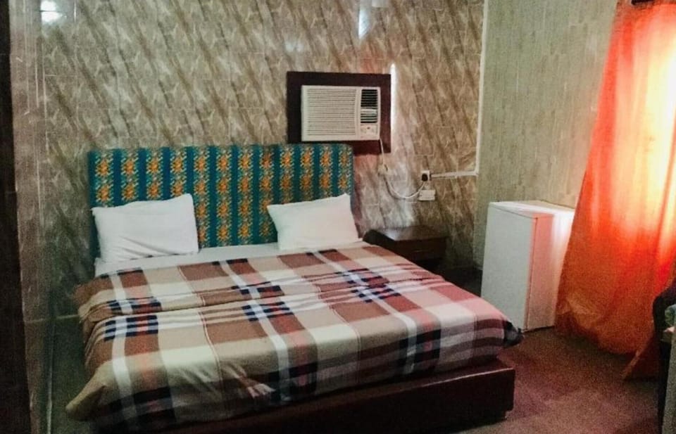 Premium bedding, in-room safe, desk, bed sheets