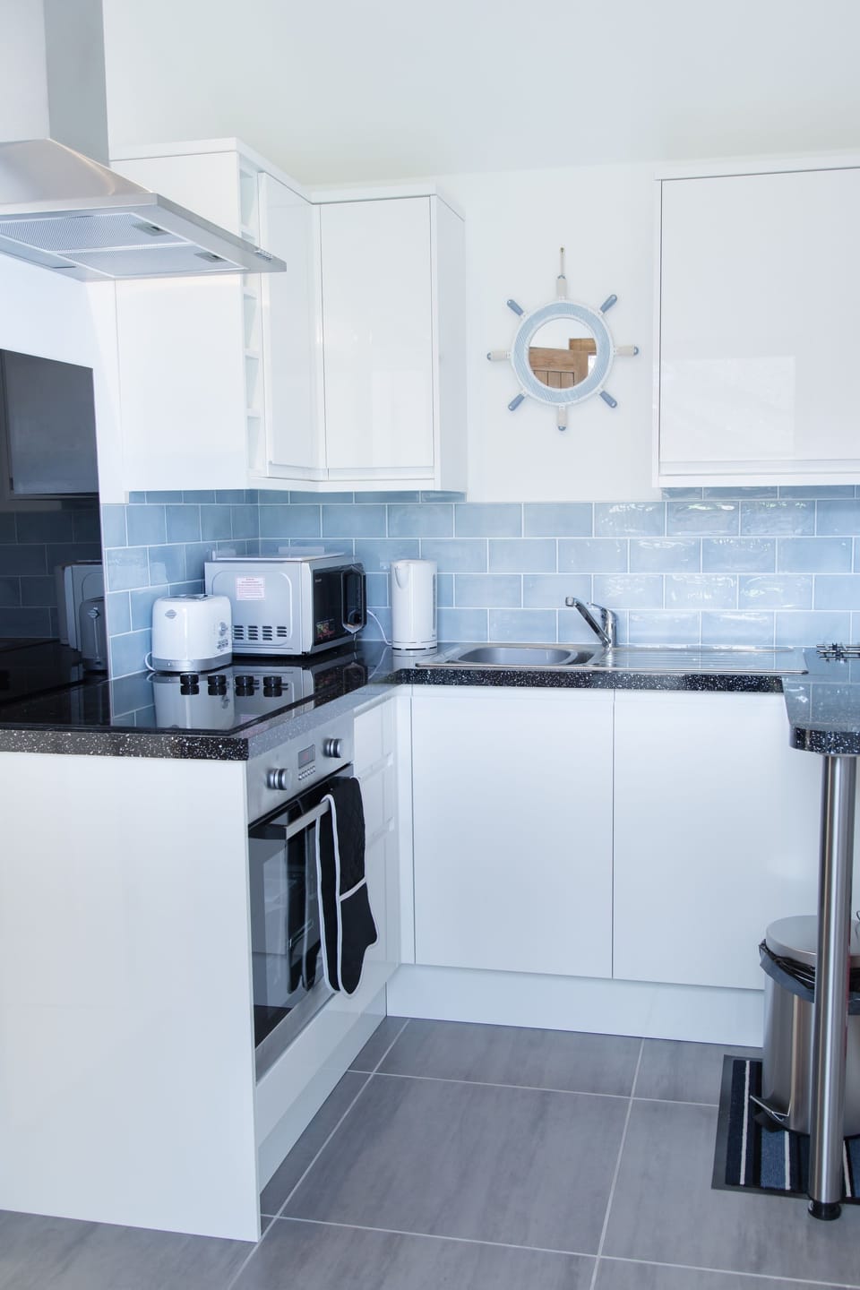 Double Room (The West Wing) | Private kitchen | Coffee/tea maker, electric kettle