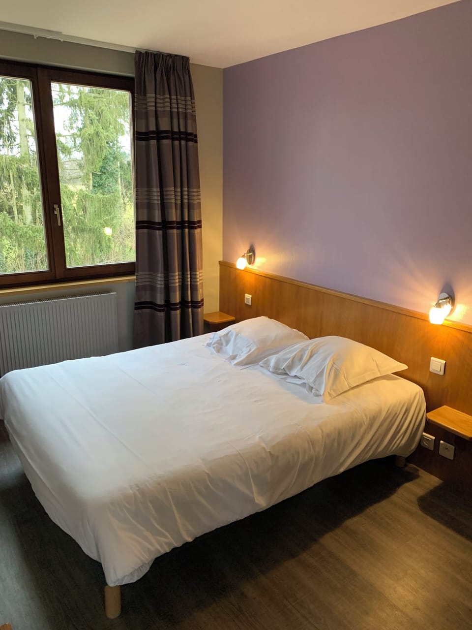 Standard Double Room | Desk, iron/ironing board, bed sheets
