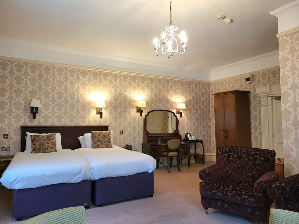 Superior Room, 2 Twin Beds, Non Smoking | Desk, iron/ironing board, cribs (surcharge), rollaway beds (surcharge)