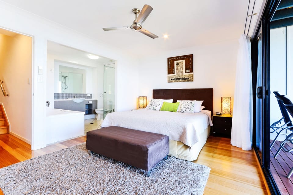 Apartment, 2 Bedrooms (2K, 1 Air Bed or 1K, 2KS, 1 Air Bed) | 2 bedrooms, iron/ironing board, bed sheets