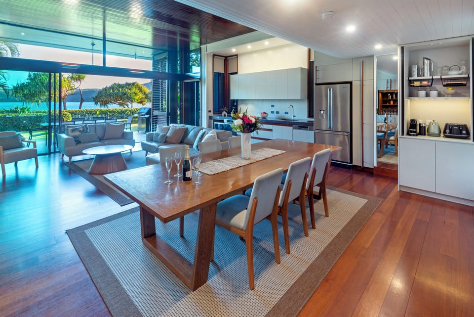 House, 4 Bedrooms | 4 bedrooms, individually decorated, individually furnished, desk