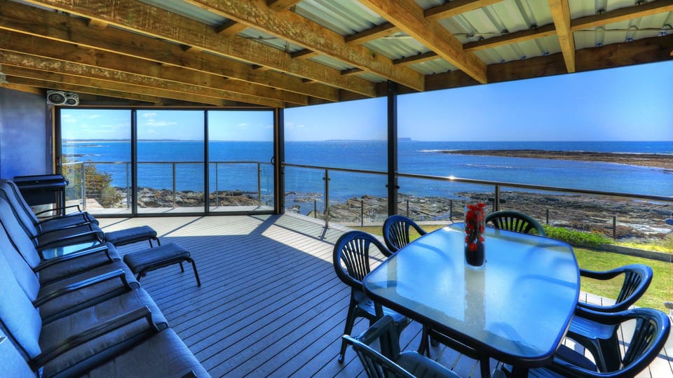 3 Bedroom Beach House | Terrace/patio