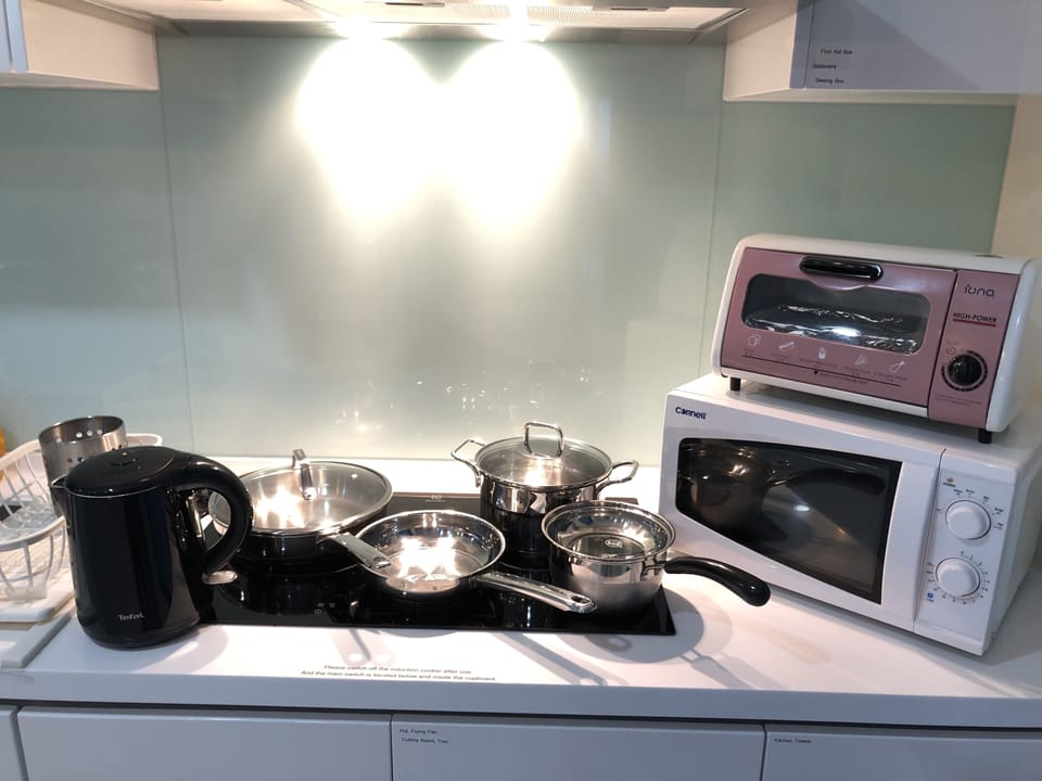Comfort Condo, 3 Bedrooms, Balcony | Private kitchen | Fridge, microwave, stovetop, electric kettle