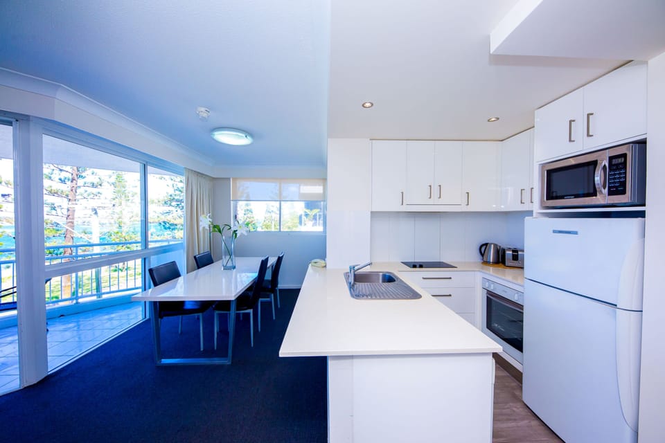 2 Bedroom Spa Waterfront Deluxe | In-room dining
