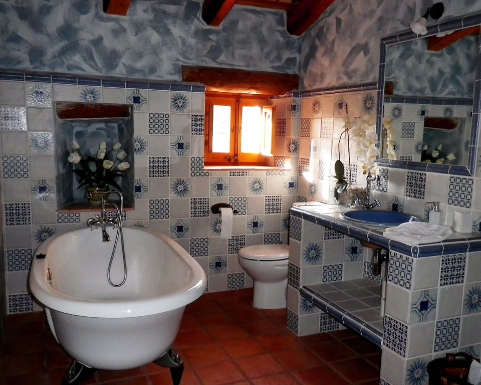 House, 5 Bedrooms, Private Pool | Bathroom | Towels
