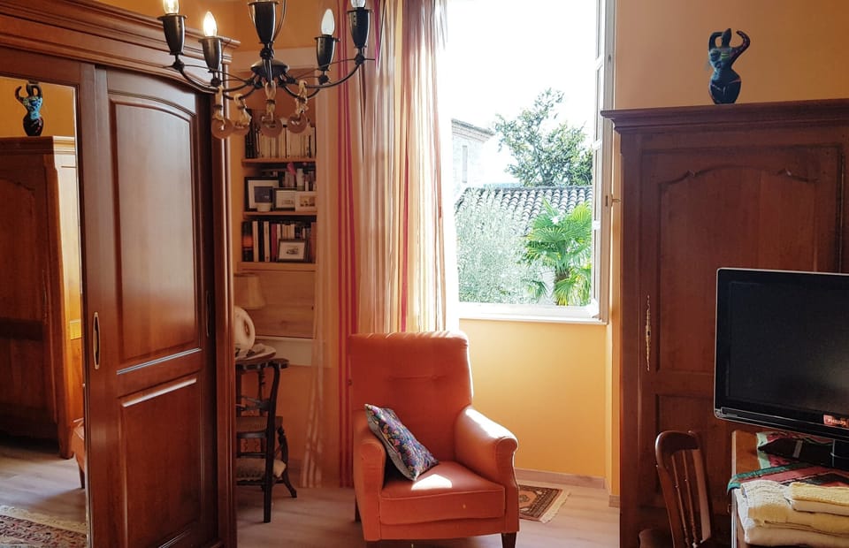 Gîte et chambres d'hôtes Saint Roch Bed and Breakfast in Occitanie