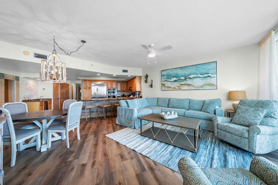 Caribe 308B Living Room with Queen Sleeper
