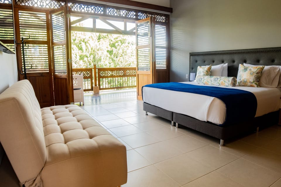 9 bedrooms, premium bedding, in-room safe, blackout drapes