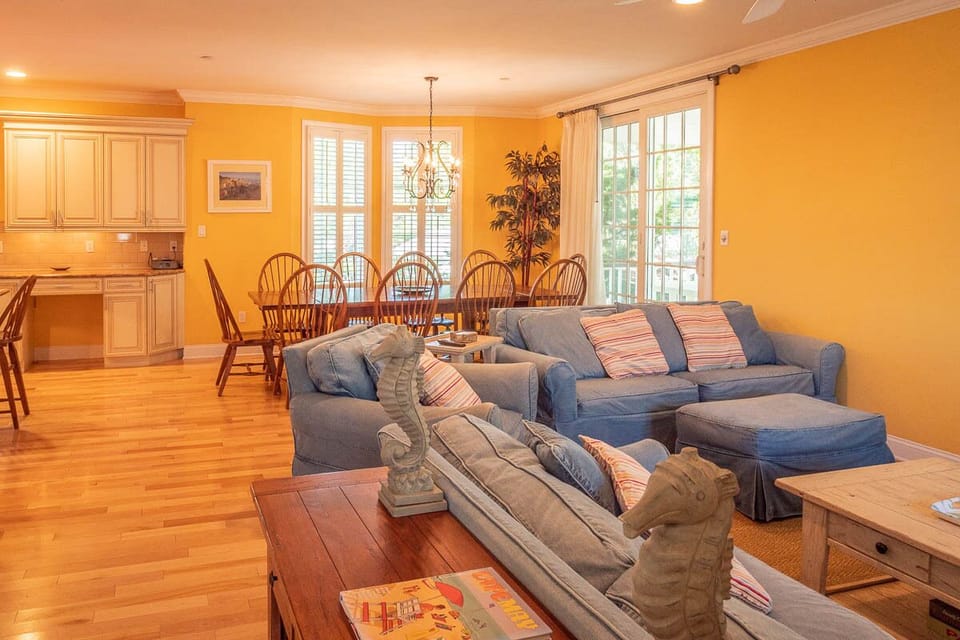 View of dining area andliving room.