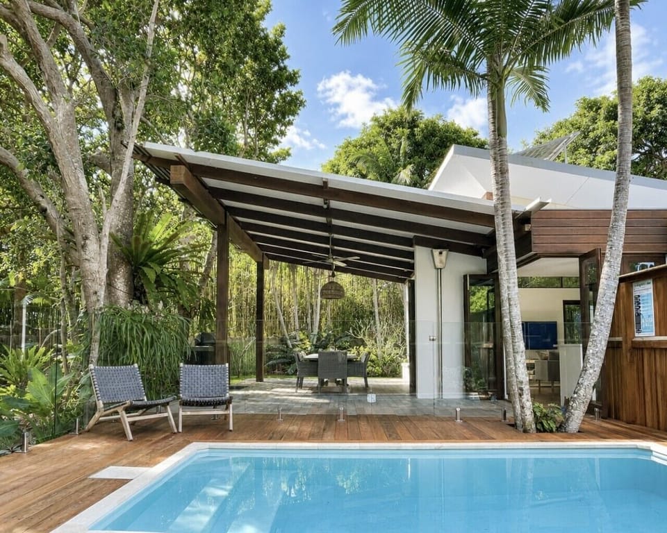 BH vrbo pool 5:4