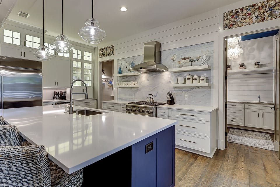 20 Stoney Creek - Updated Fully Equipped Kitchen