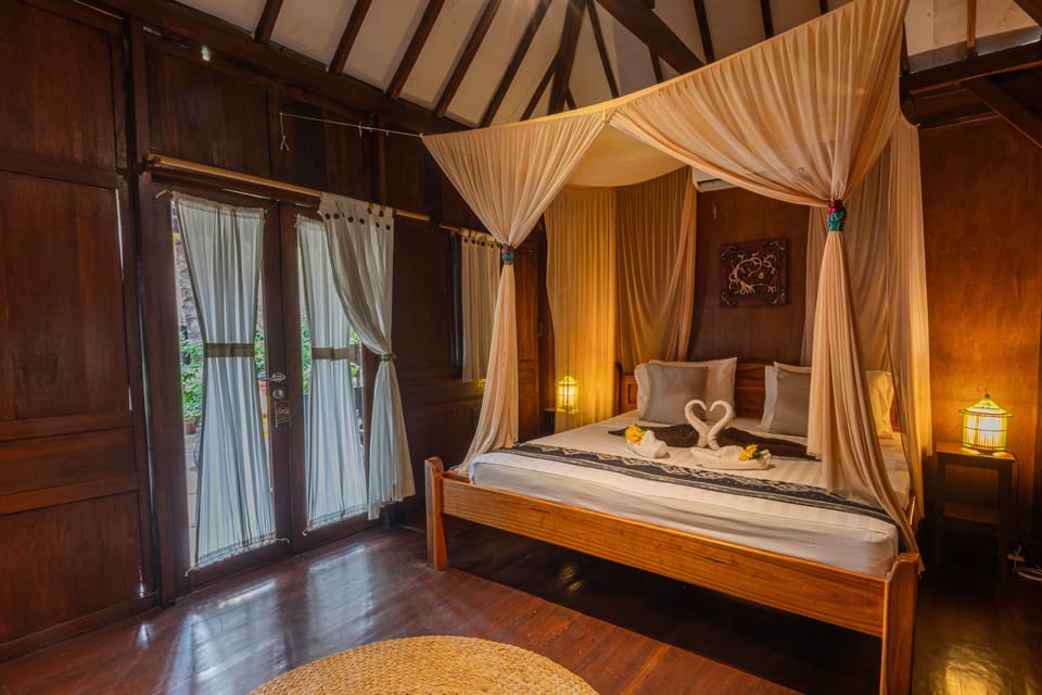 Standard Bungalow | Bed sheets