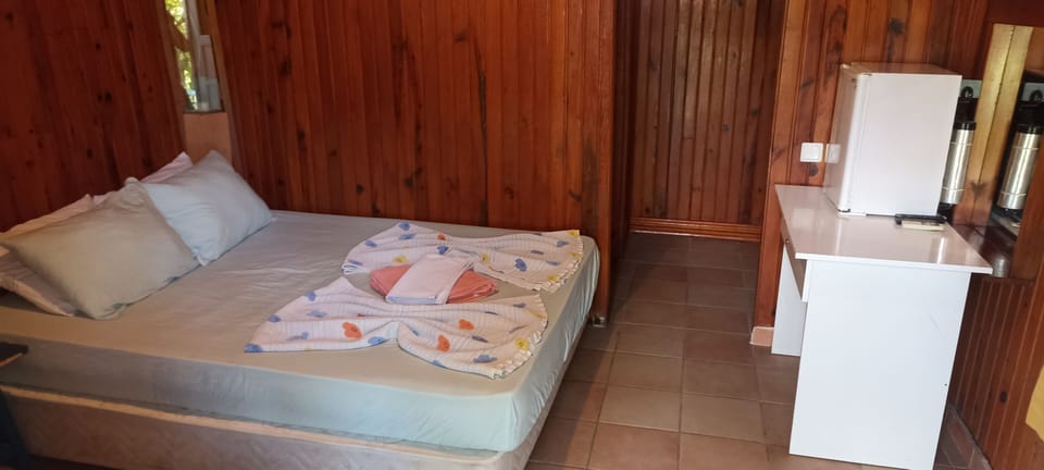 Bungalow (Double) | WiFi (free), bed sheets