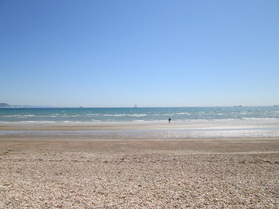 Lyndale Guest House Bed and Breakfast in Weymouth