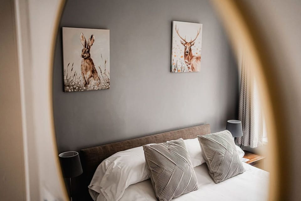 Classic Double or Twin Room, Ensuite