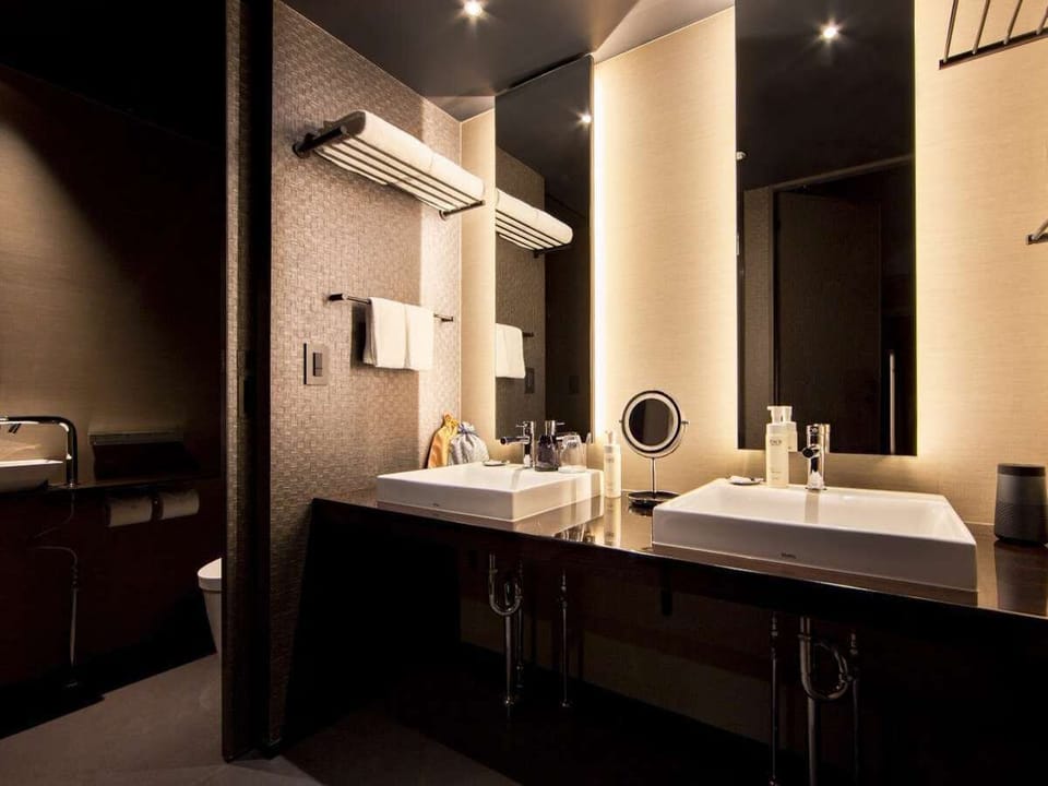 Suite Premium / 3 Adults or more are Futons | Bathroom | Separate tub and shower, free toiletries, hair dryer, slippers