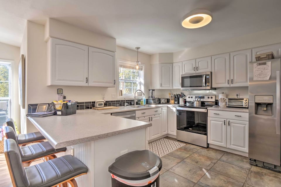 Kitchen | Knife Set | Keurig & Drip Coffee Makers