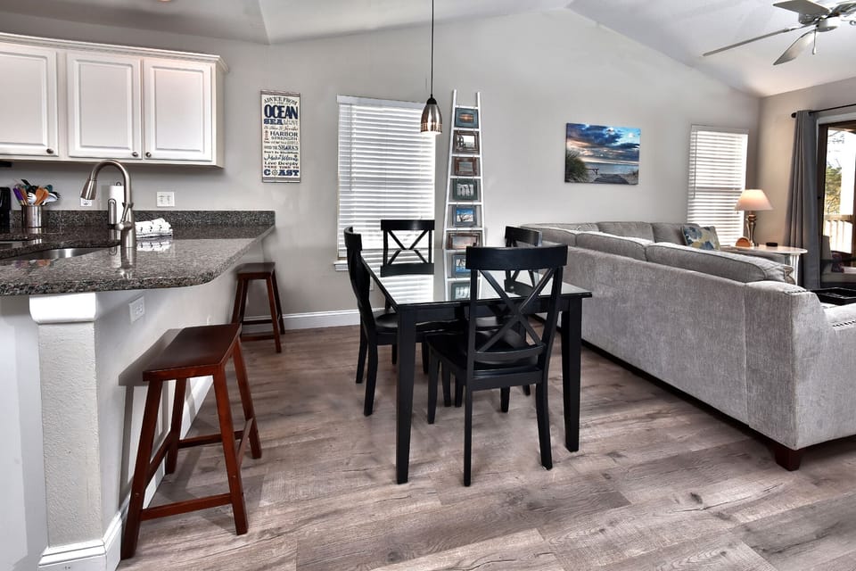 Standard size table with plenty of room to make it a work station too.